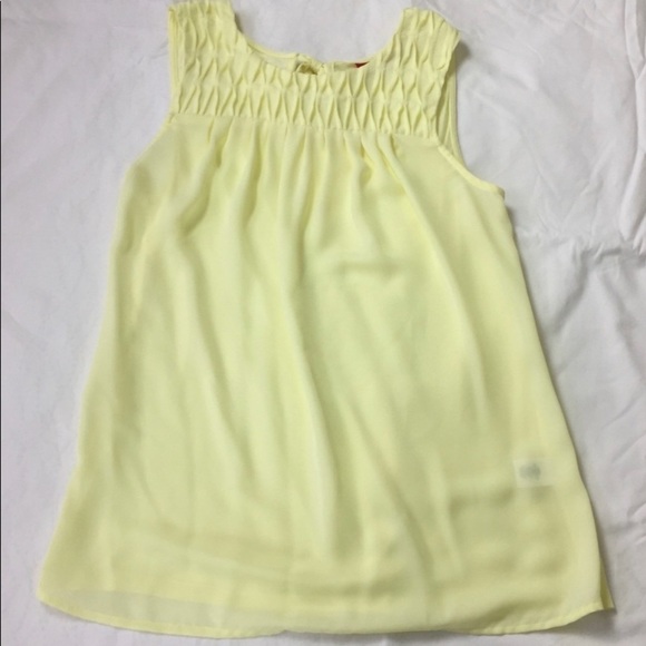 Elle Lemon Yellow Sleeveless Blouse Size XS - Picture 8 of 8